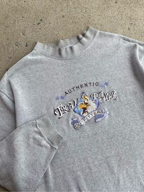 90s Vintage Trail’s Edge Embroidered Eagle Sweater